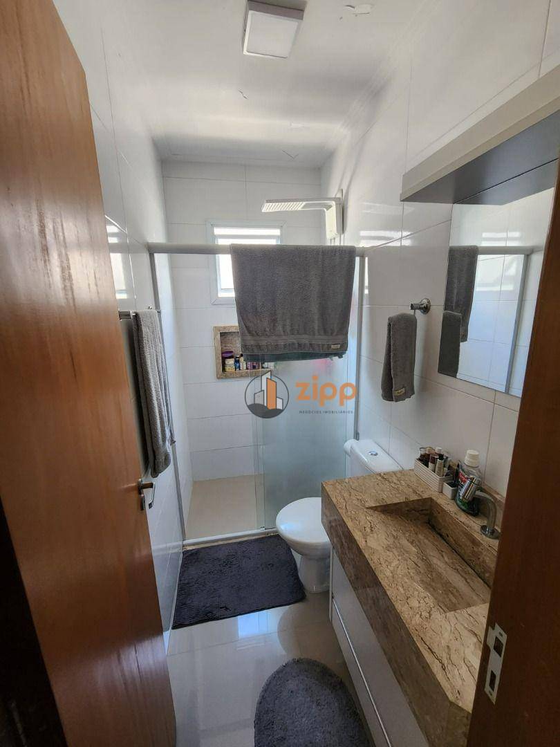 Sobrado para alugar com 2 quartos, 63m² - Foto 12