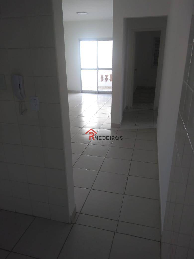 Apartamento à venda com 2 quartos, 82m² - Foto 2