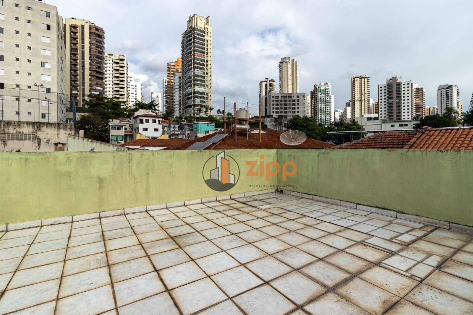 Sobrado à venda com 3 quartos, 200m² - Foto 4