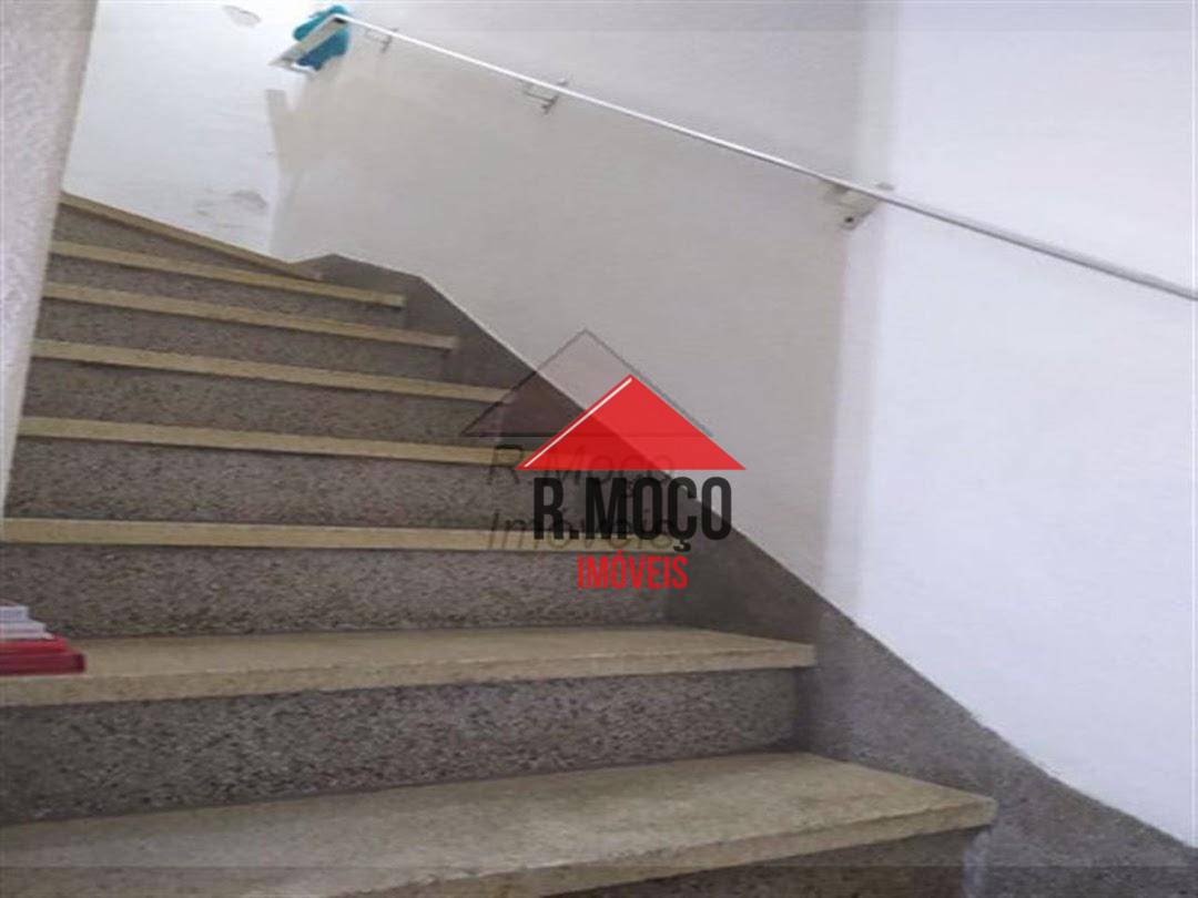 Sobrado à venda com 2 quartos, 100m² - Foto 4