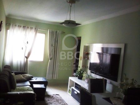 Apartamento à venda com 2 quartos, 67m² - Foto 2