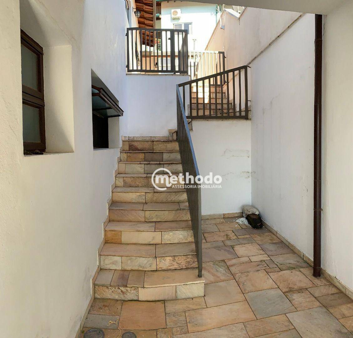 Casa à venda com 4 quartos, 244m² - Foto 15