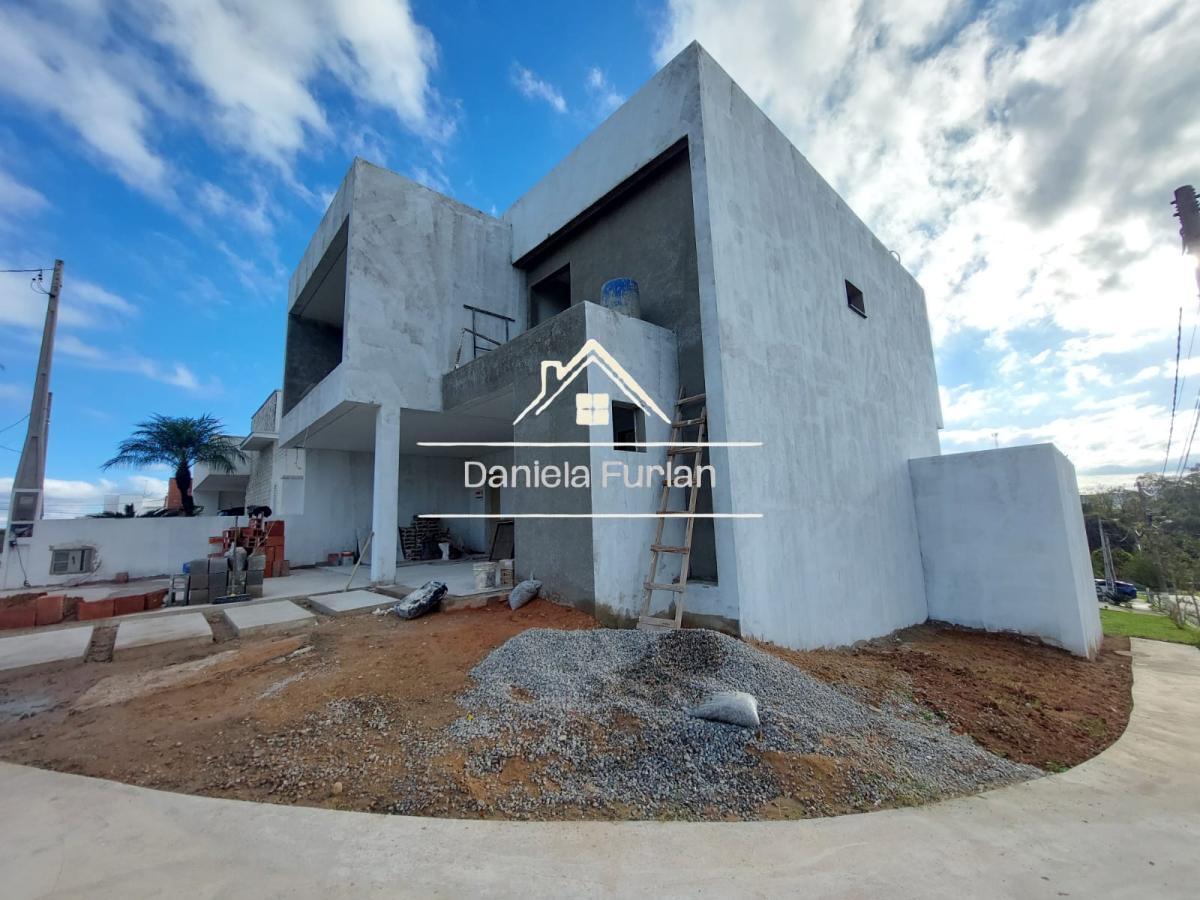 Casa de Condomínio à venda com 3 quartos, 230m² - Foto 2