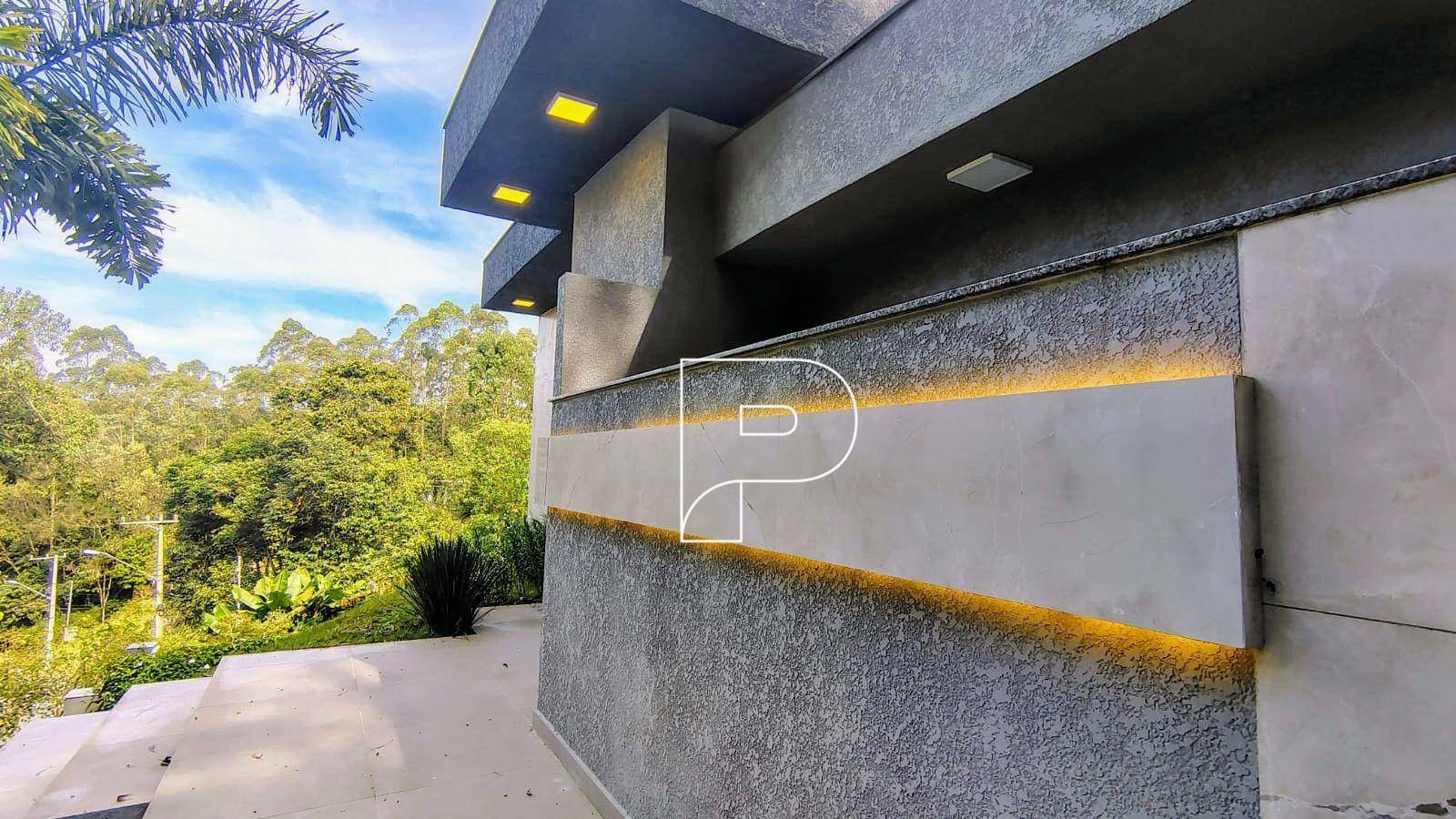 Casa de Condomínio à venda e aluguel com 3 quartos, 216m² - Foto 3