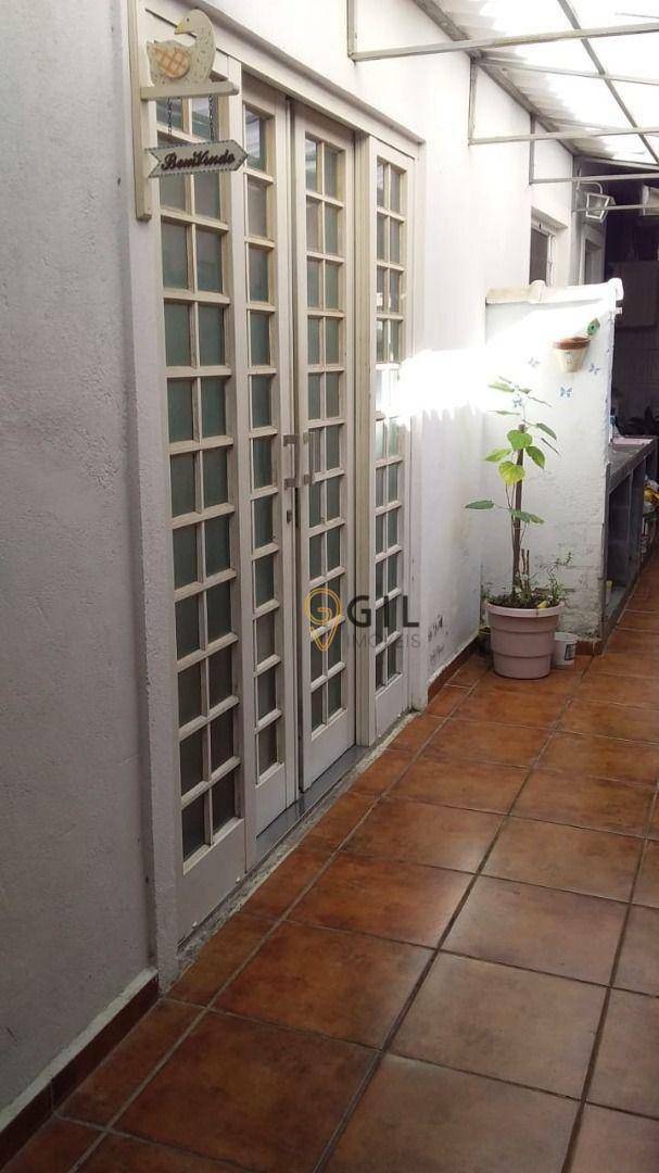 Casa à venda com 2 quartos, 62m² - Foto 8