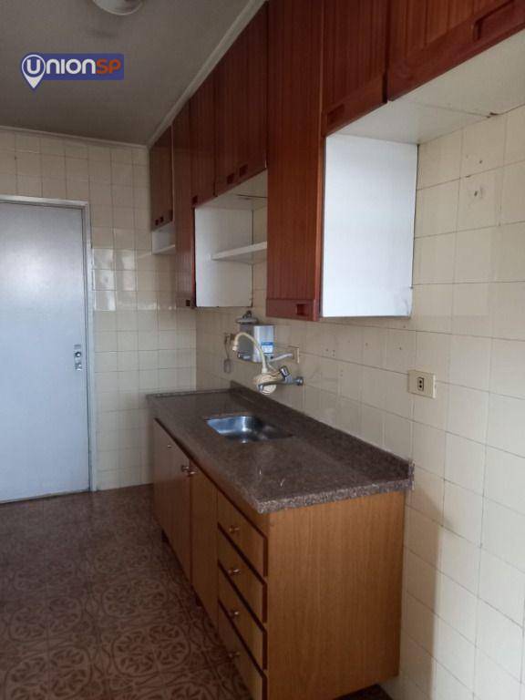 Apartamento à venda com 2 quartos, 69m² - Foto 8