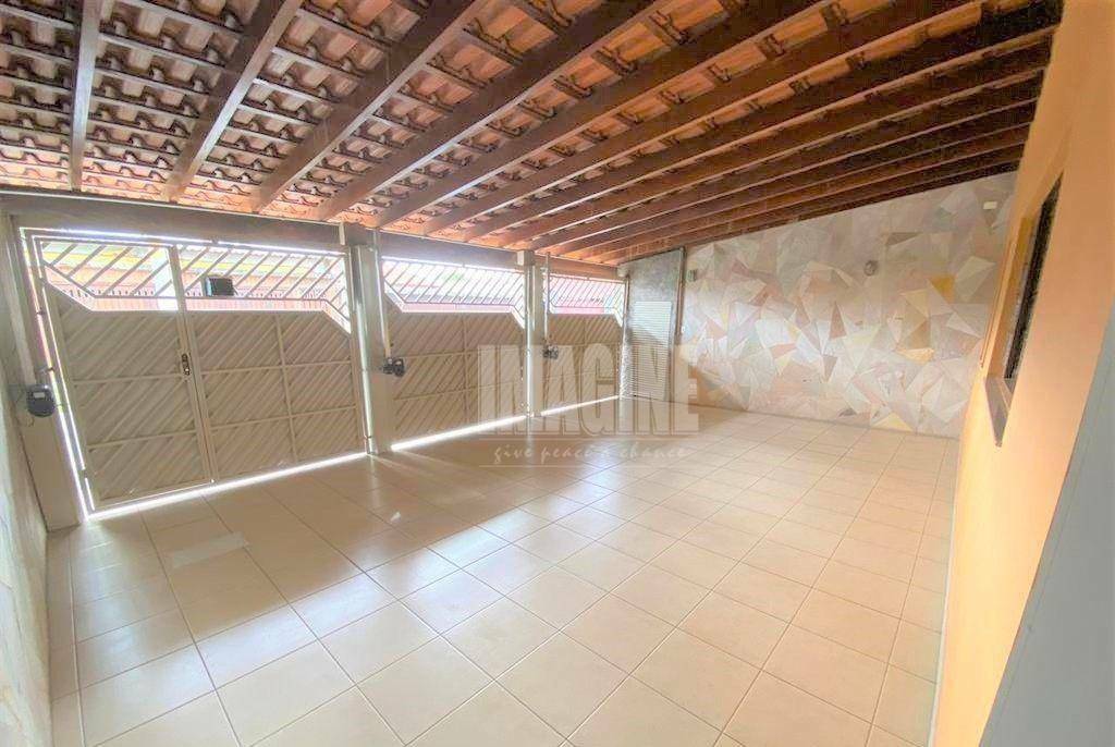 Sobrado à venda com 4 quartos, 160m² - Foto 3