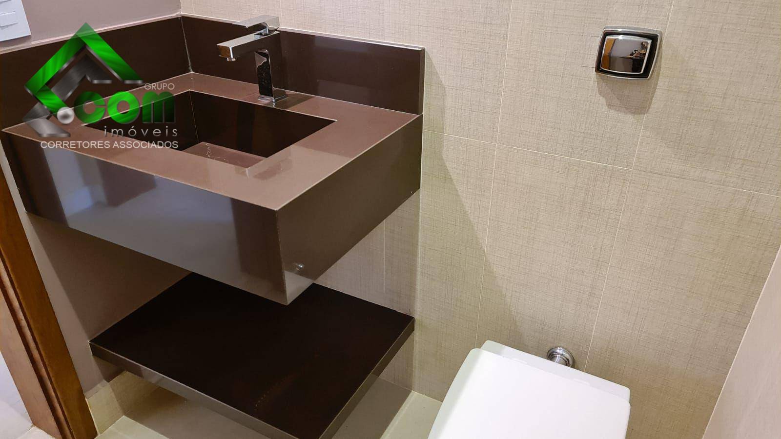 Casa à venda com 3 quartos, 323m² - Foto 12