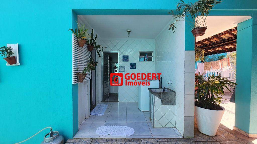 Sobrado à venda com 3 quartos, 133m² - Foto 14