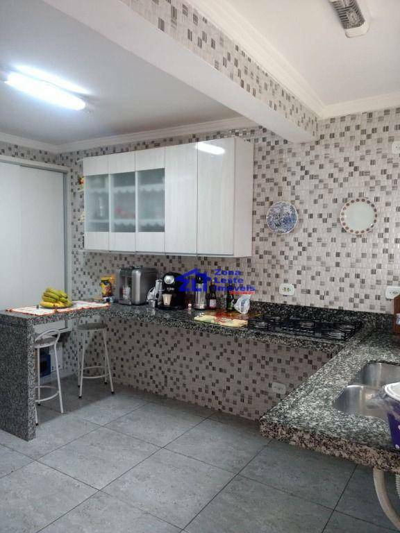 Sobrado à venda com 3 quartos, 180m² - Foto 12