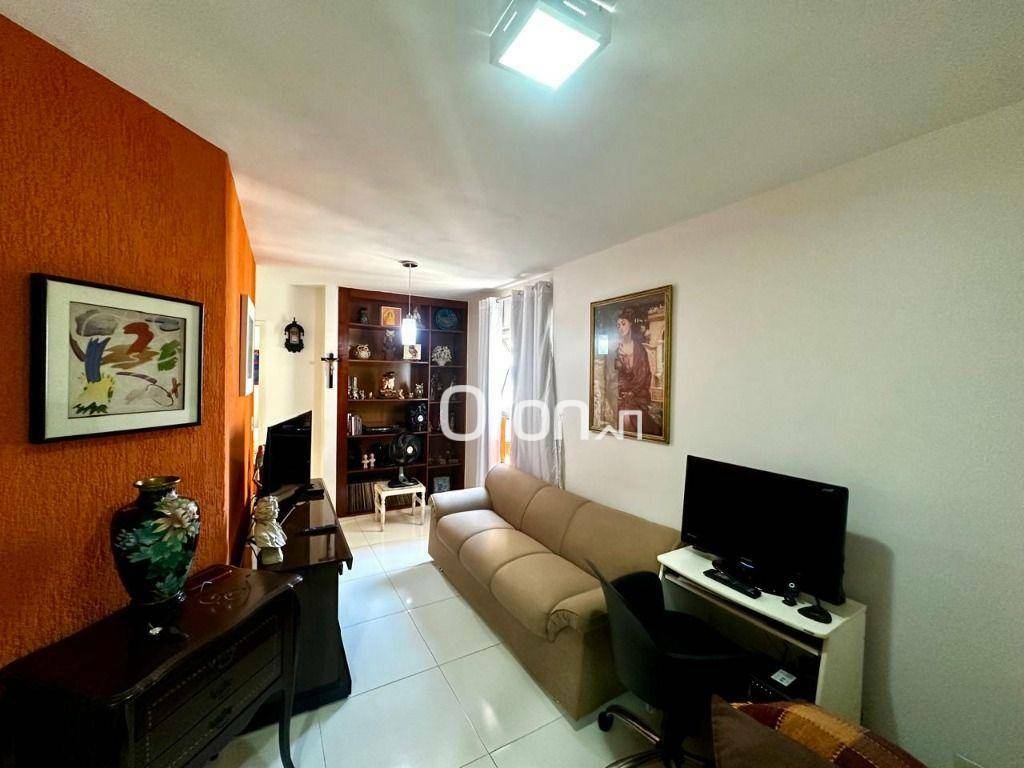 Apartamento à venda com 2 quartos, 62m² - Foto 1