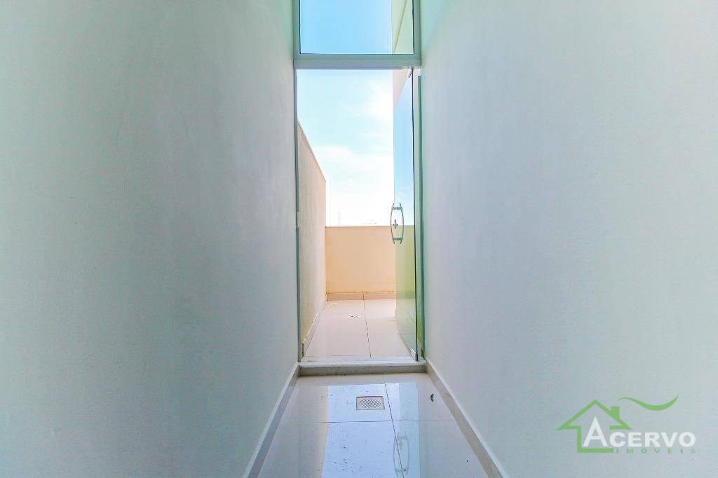 Apartamento à venda com 2 quartos, 77m² - Foto 4