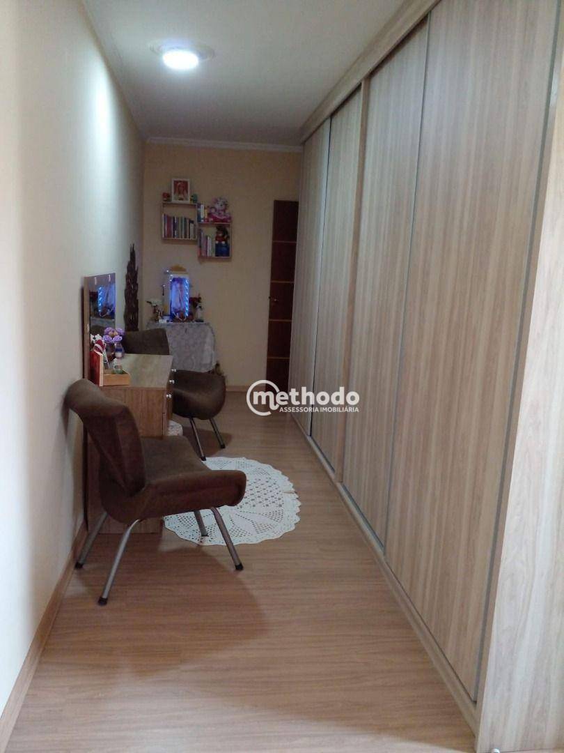 Casa à venda com 3 quartos, 221m² - Foto 17