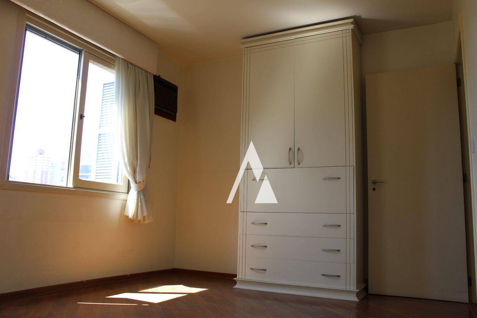 Apartamento à venda com 2 quartos, 84m² - Foto 29