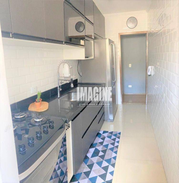 Apartamento à venda com 2 quartos, 60m² - Foto 5