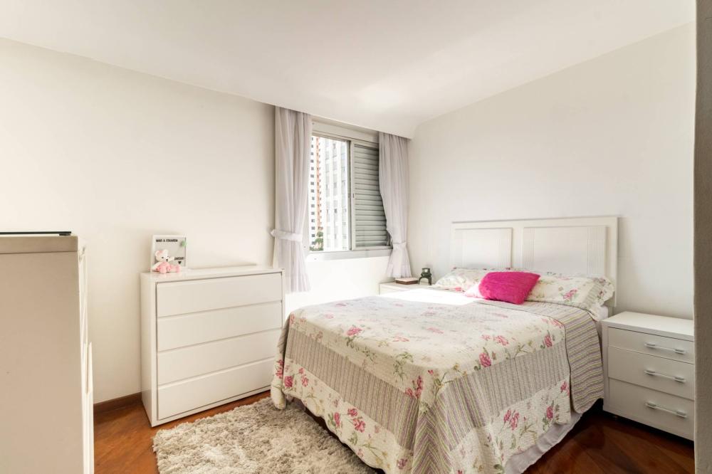 Apartamento à venda com 3 quartos, 199m² - Foto 27