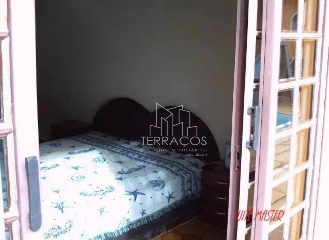 Chácara à venda com 4 quartos, 300m² - Foto 19