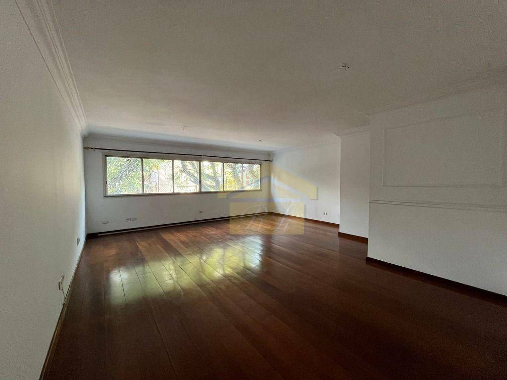 Apartamento à venda com 3 quartos, 130m² - Foto 1