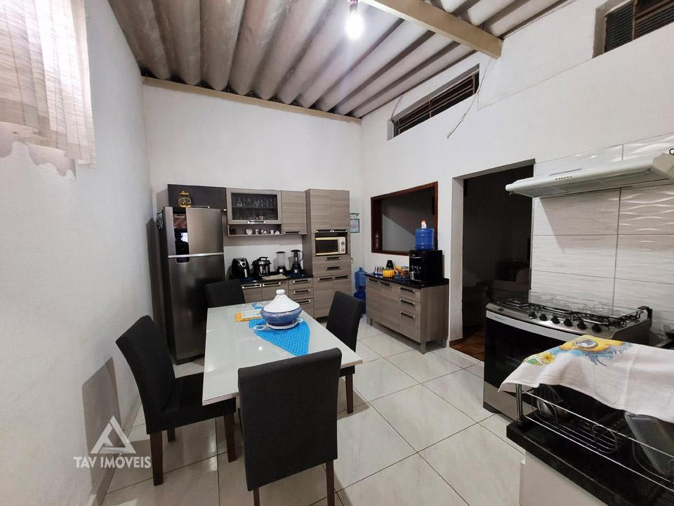 Casa à venda com 5 quartos, 294m² - Foto 5