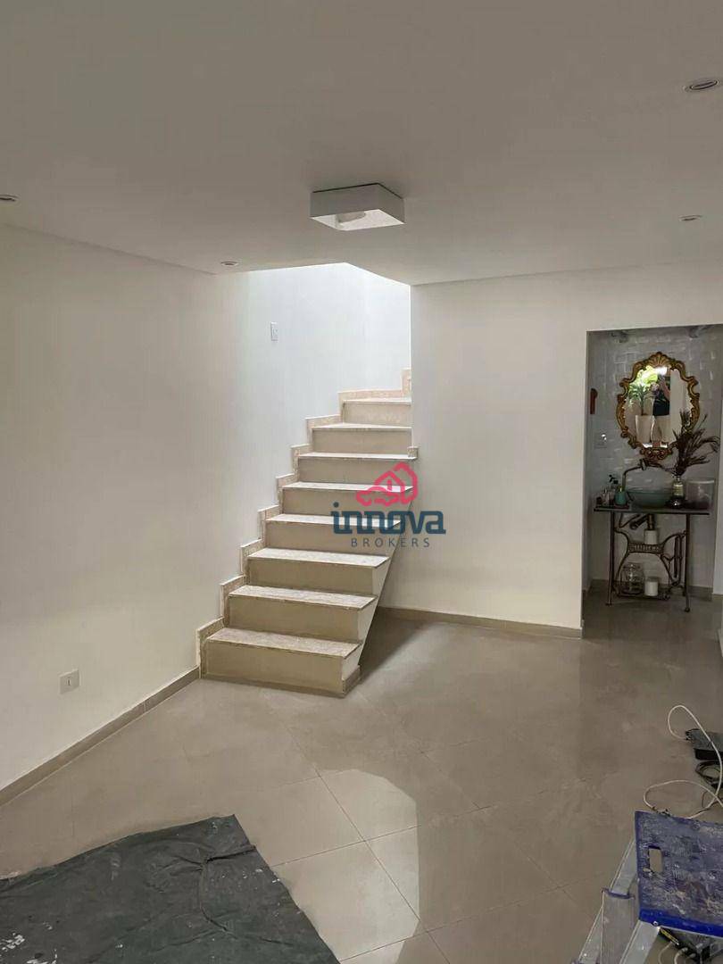 Sobrado à venda com 3 quartos, 120m² - Foto 3