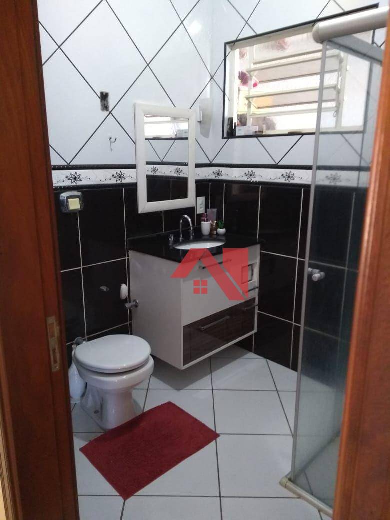 Casa à venda com 2 quartos, 120m² - Foto 4