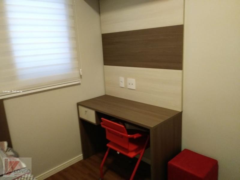 Apartamento à venda com 2 quartos, 77m² - Foto 17