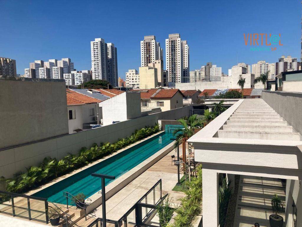 Apartamento à venda com 3 quartos, 141m² - Foto 1