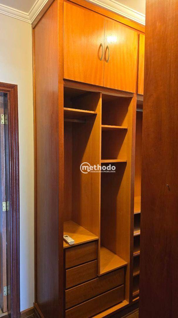 Casa à venda e aluguel com 3 quartos, 350m² - Foto 32