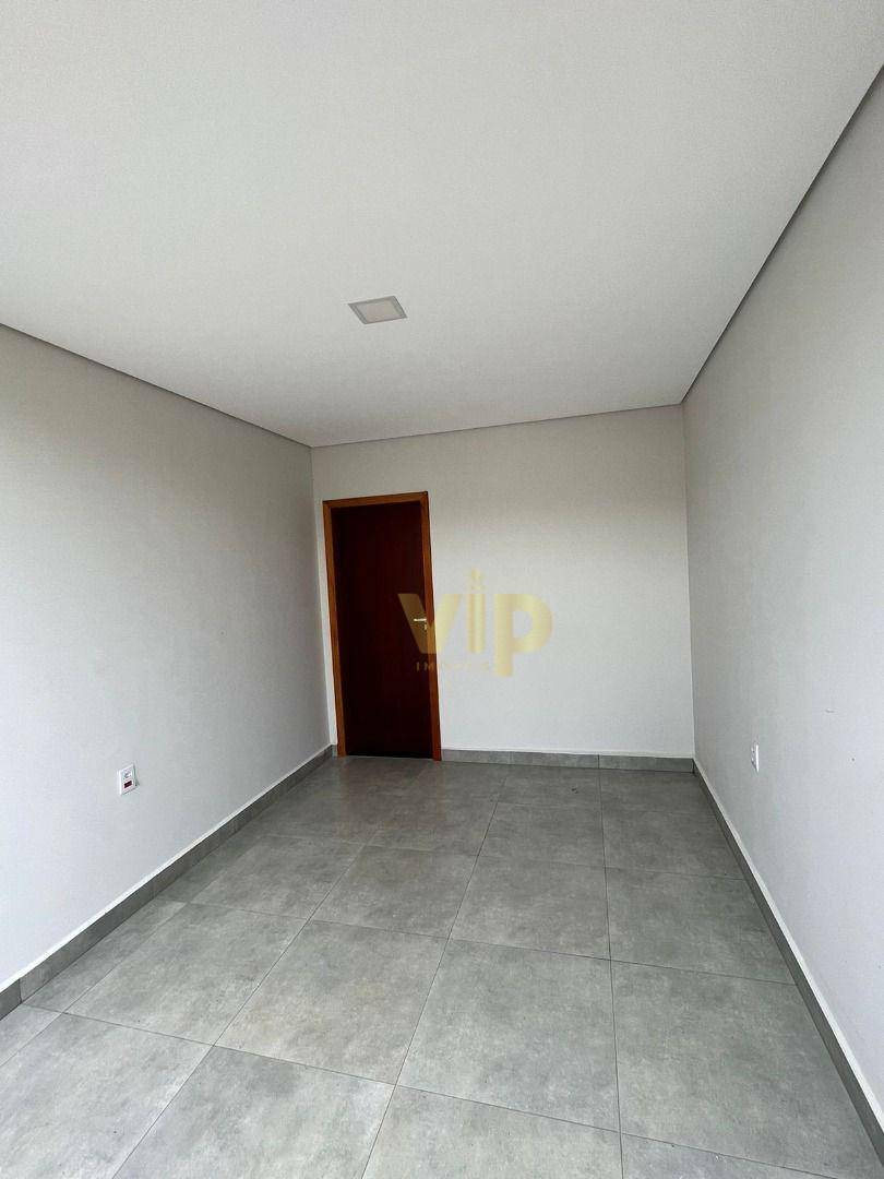 Casa à venda com 3 quartos, 131m² - Foto 4