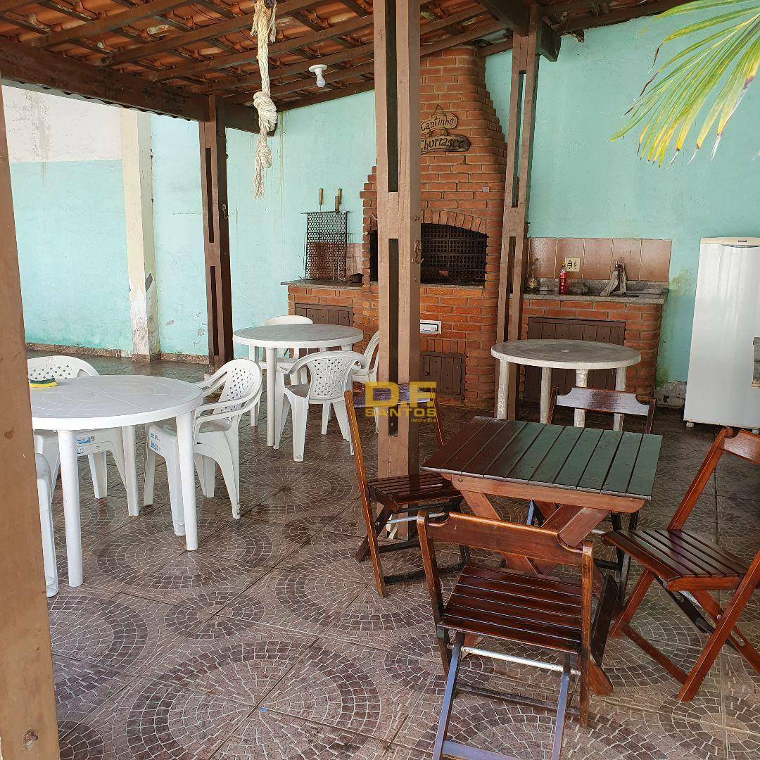 Casa à venda com 3 quartos, 200m² - Foto 2