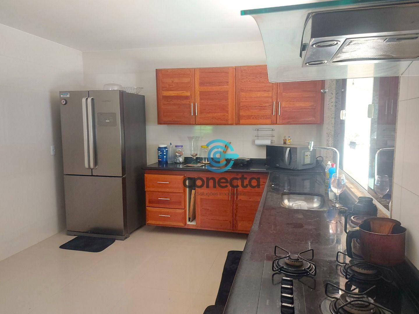 Casa à venda e aluguel com 3 quartos, 250m² - Foto 8