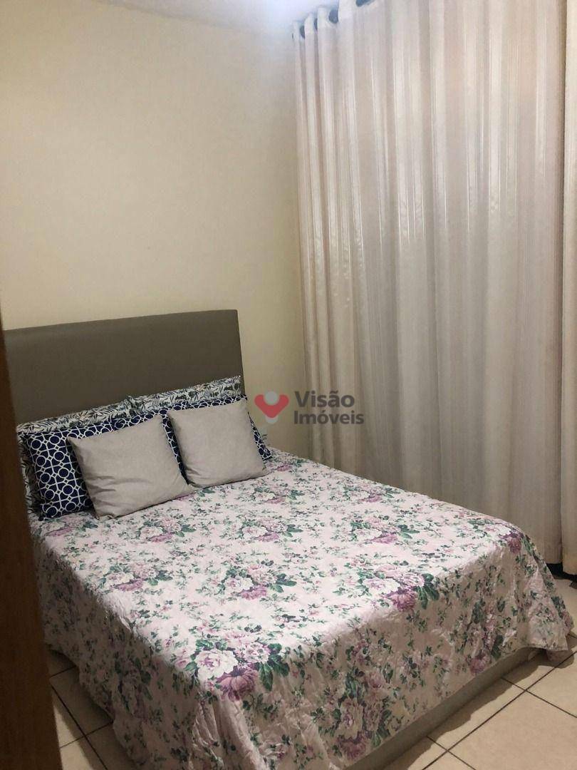 Casa à venda com 2 quartos, 60m² - Foto 10