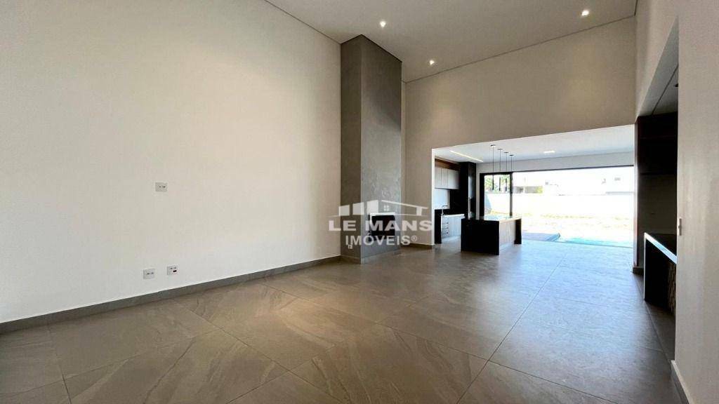 Casa de Condomínio à venda com 4 quartos, 269m² - Foto 4