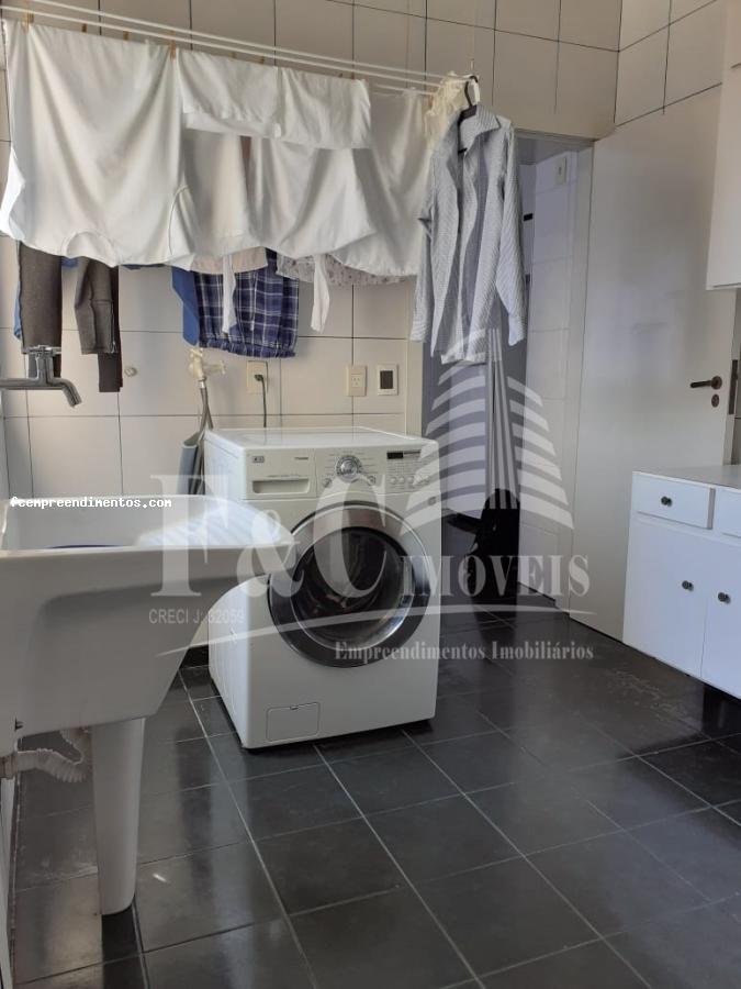 Apartamento à venda com 4 quartos, 220m² - Foto 7