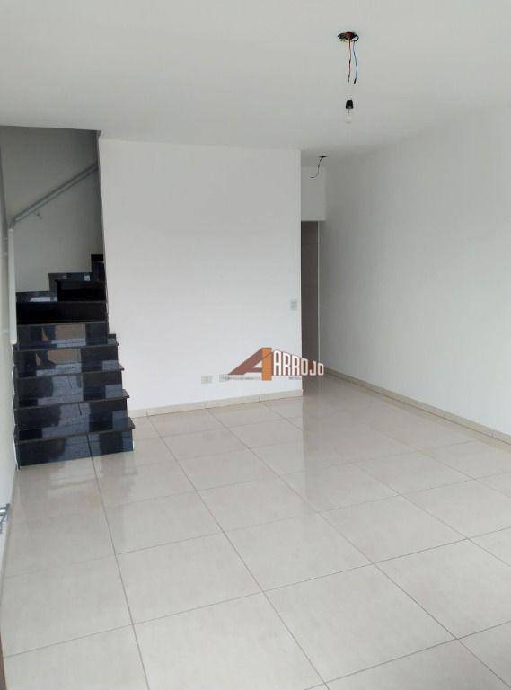 Sobrado à venda com 3 quartos, 97m² - Foto 3