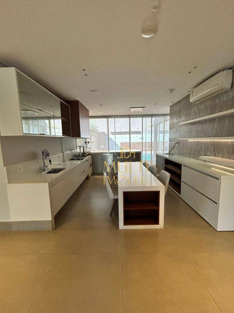 Sobrado à venda com 4 quartos, 540m² - Foto 14