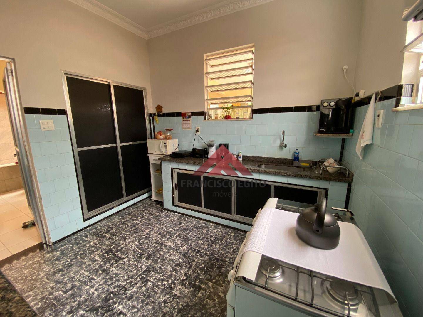 Casa à venda com 5 quartos, 160m² - Foto 14