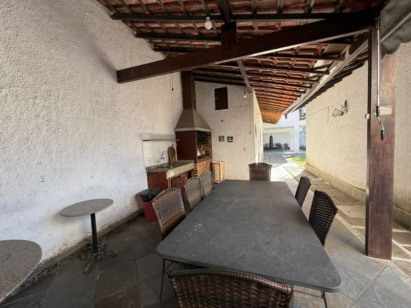 Casa à venda com 4 quartos, 720m² - Foto 5