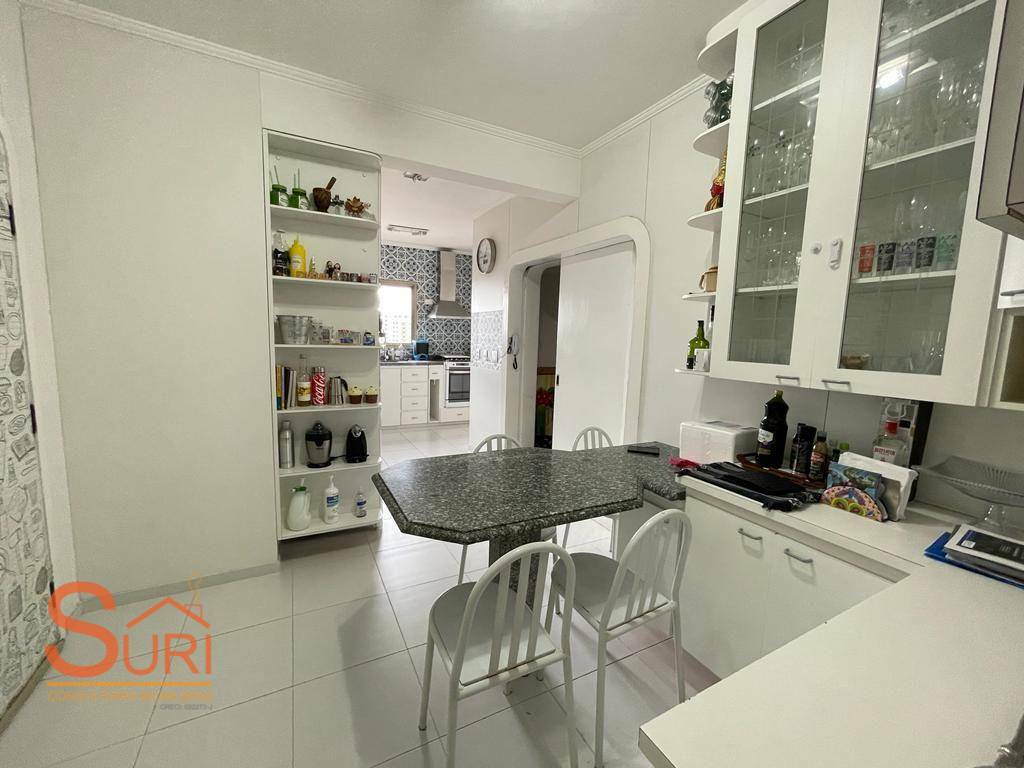 Apartamento à venda com 5 quartos, 170m² - Foto 29