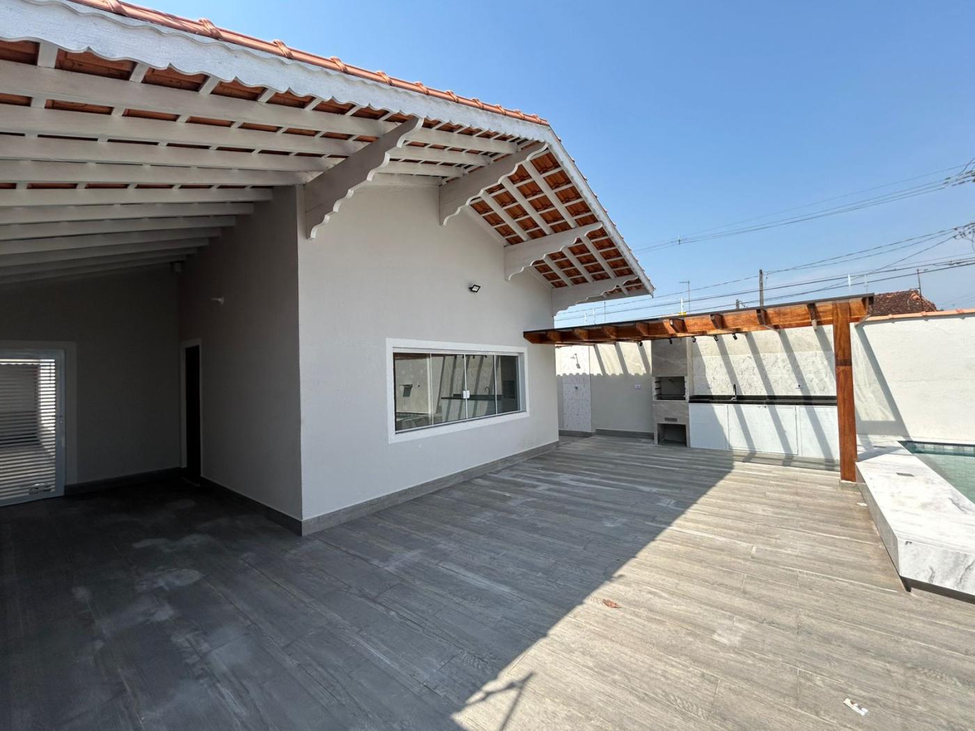 Casa à venda com 3 quartos, 100m² - Foto 4