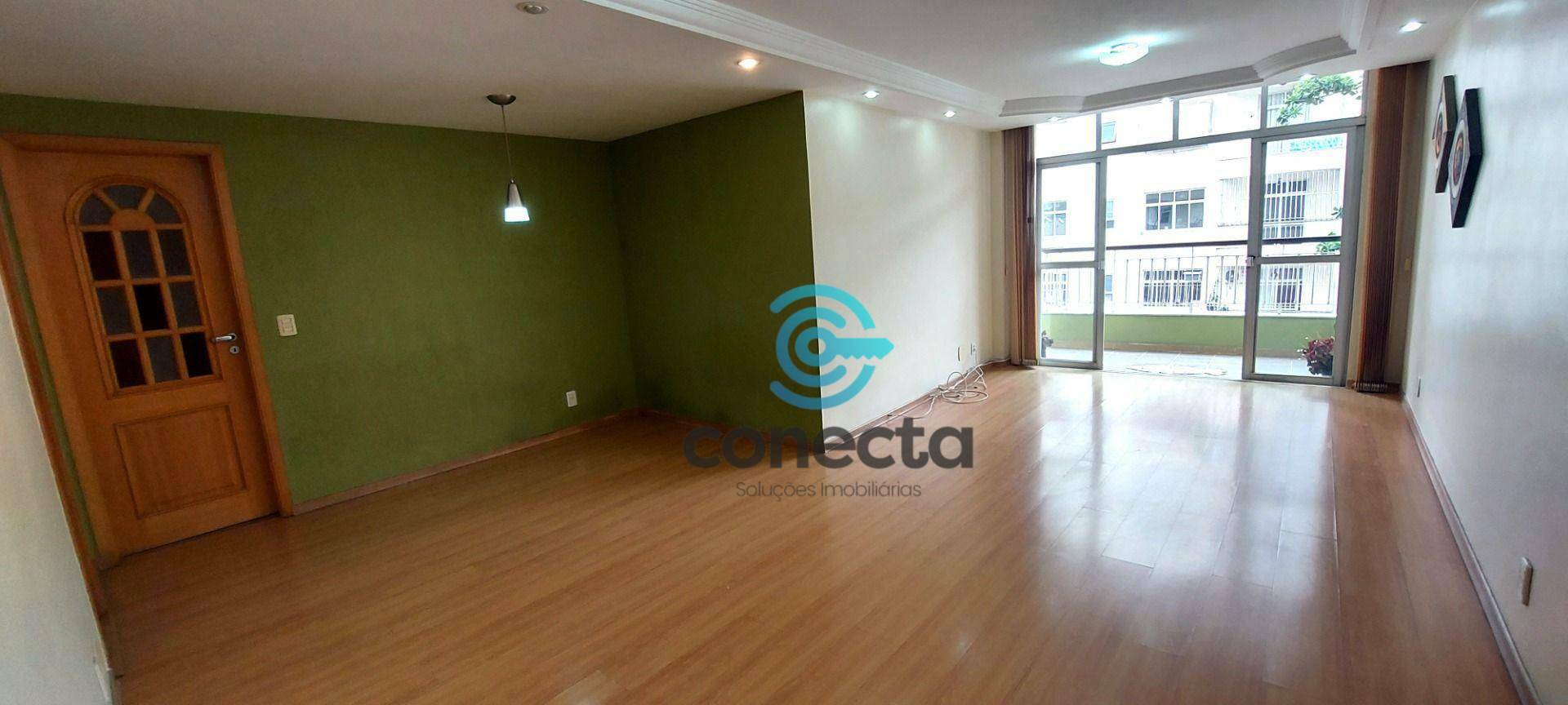 Apartamento à venda com 3 quartos, 120m² - Foto 1