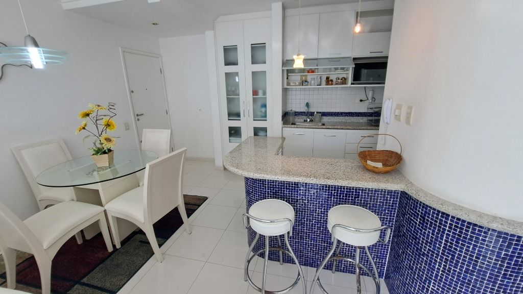 Apartamento à venda com 2 quartos, 78m² - Foto 12