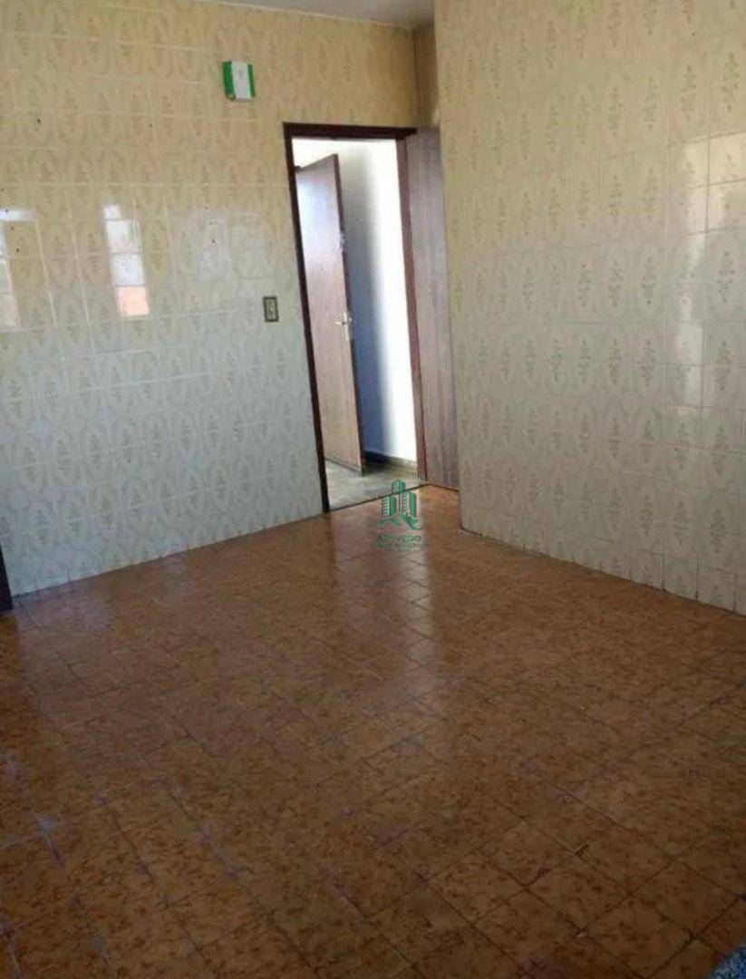 Apartamento para alugar com 2 quartos, 82m² - Foto 4