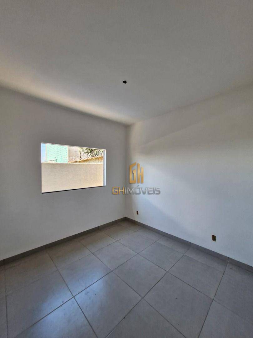 Casa à venda com 3 quartos, 120m² - Foto 14