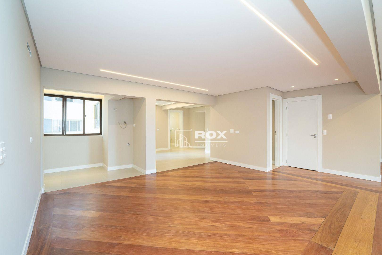 Apartamento à venda com 3 quartos, 193m² - Foto 9