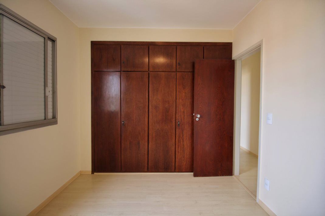 Apartamento à venda com 3 quartos, 75m² - Foto 11