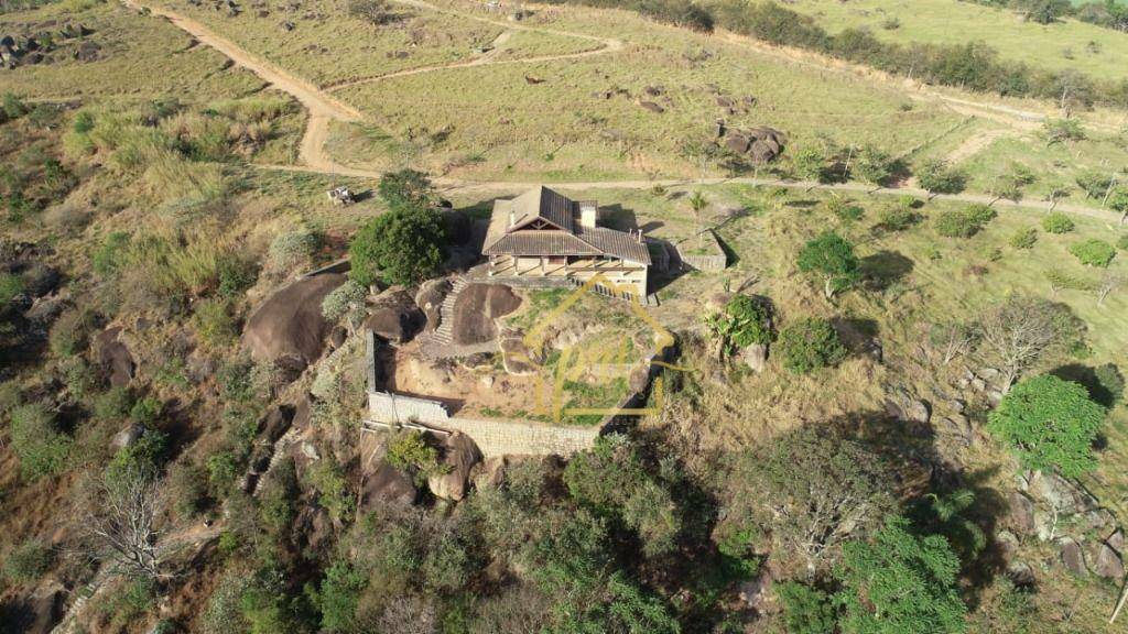 Fazenda à venda com 5 quartos, 1000m² - Foto 15