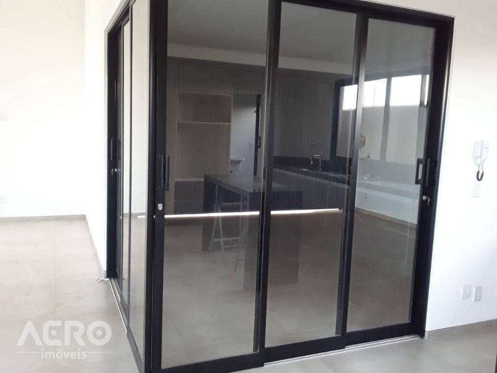 Casa de Condomínio à venda com 3 quartos, 192m² - Foto 4