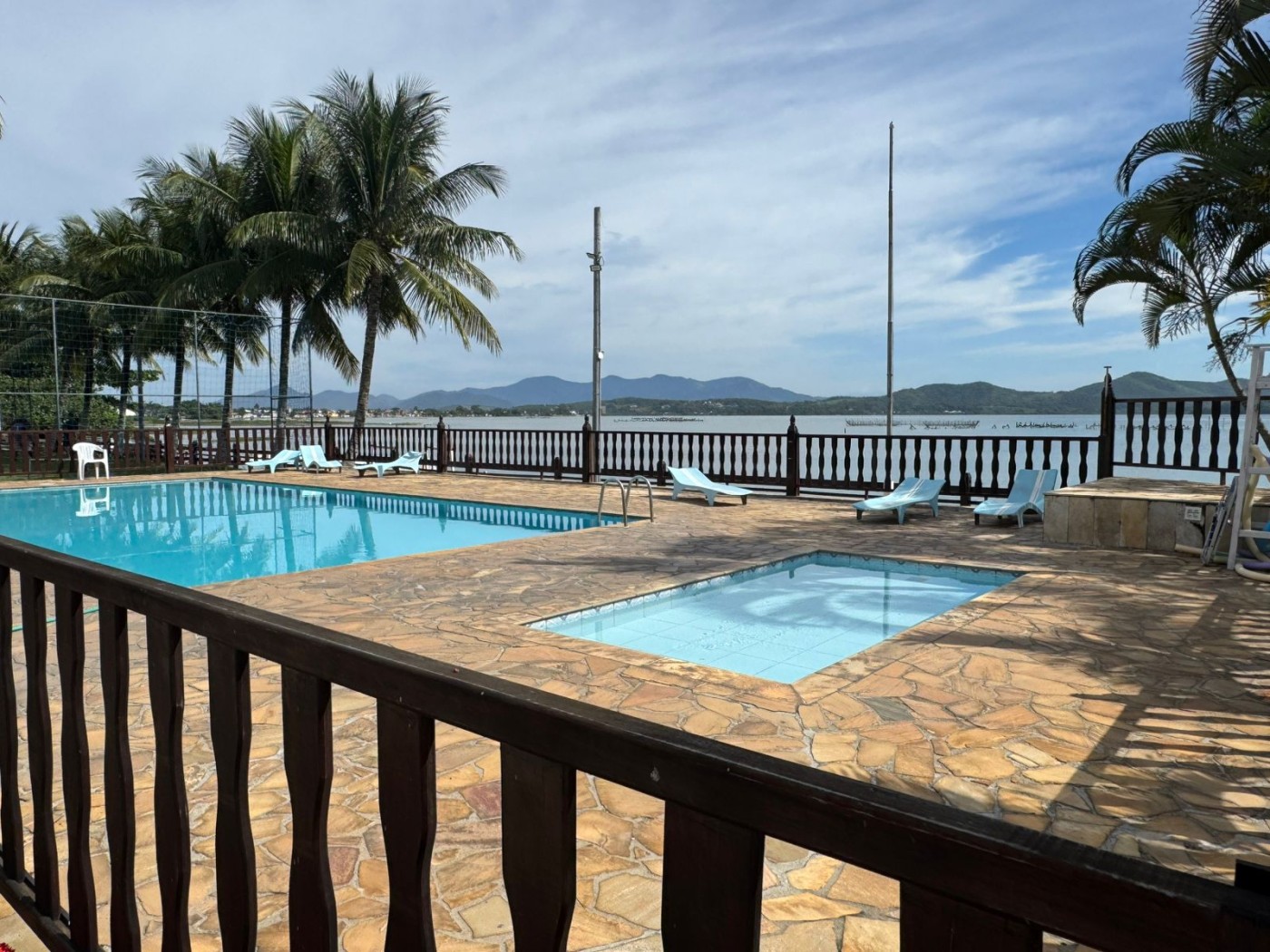 Casa à venda com 3 quartos, 225m² - Foto 12