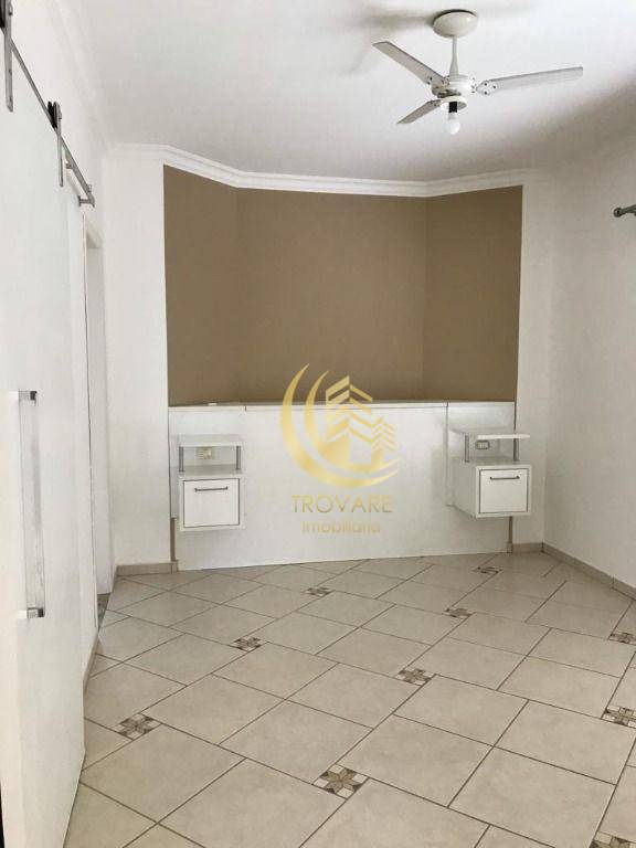 Sobrado à venda com 4 quartos, 300m² - Foto 6